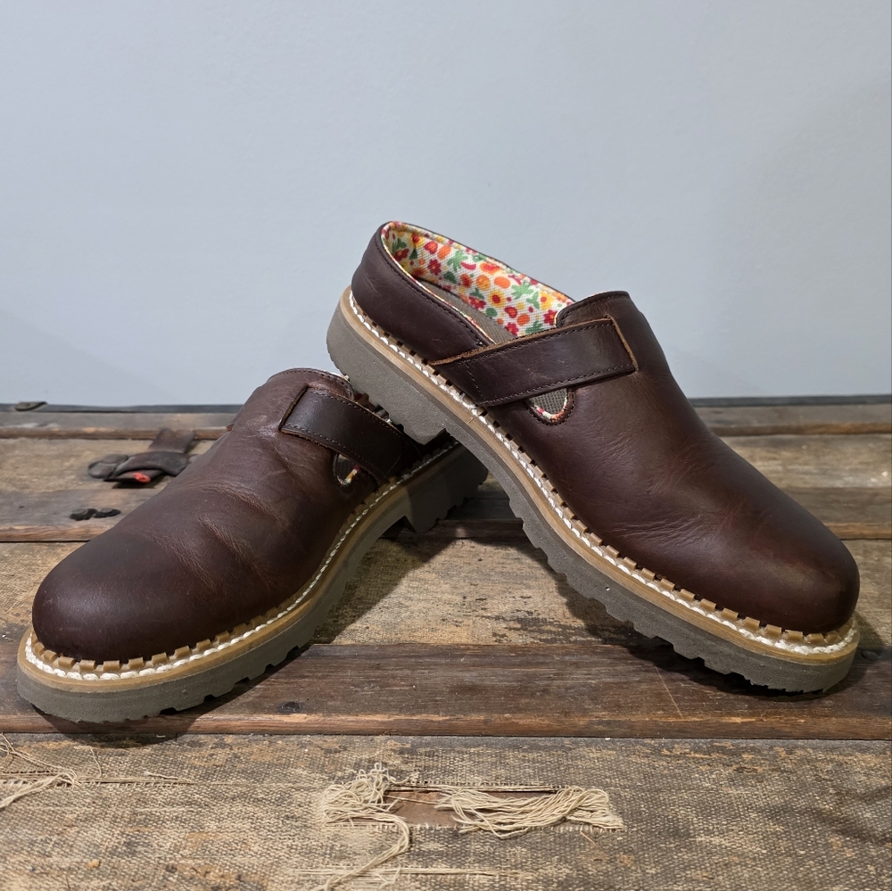 Georgia Giant Limited Edition Romeo Classic Brown Leather Welted Slip-On Clogs.